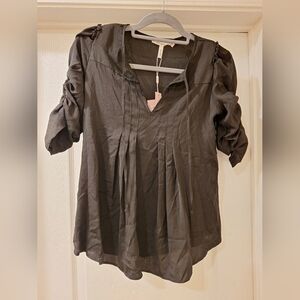 NWT Women's Blouse Avec Les Filles  XS Black Blouse‎ Pleating